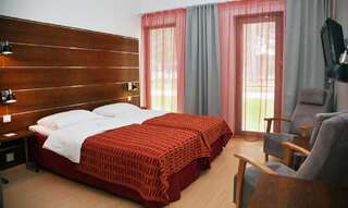 Отель Break Sokos Hotel Bomba Нурмес Двухместный номер с 2 отдельными кроватями-3